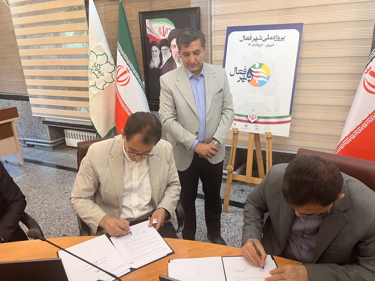 تفاهم‌نامه همکاری میان فدراسیون ورزش‌های همگانی و شهرداری تبریز به امضا رسید