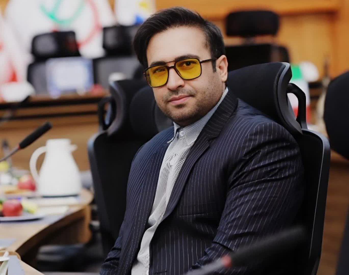 پیام تبریک رئیس کمیته فرهنگی و مسئولیت اجتماعی هیات ورزش های همگانی استان فارس بمناسبت روز پزشک 