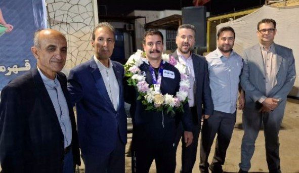 طلای اراده در دهلینو / درخشش قهرمانان فارس در جهان و استقبال باشکوه در شیراز