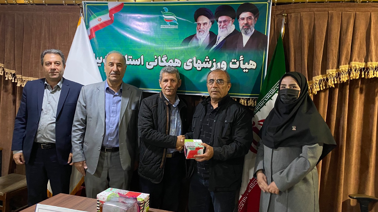 تجلیل از مدیرانِ معلم در هیئت ورزش‌های همگانی اردبیل