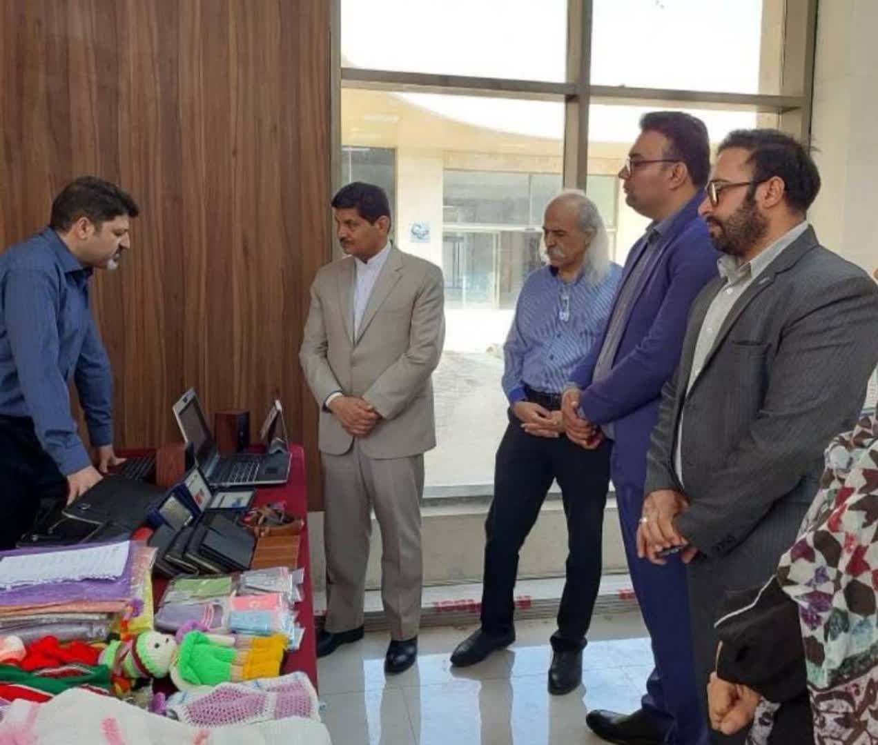 نابینایان به ترحم نیاز ندارد، فرصت برابر، تکریم و حمایت می‌خواهد