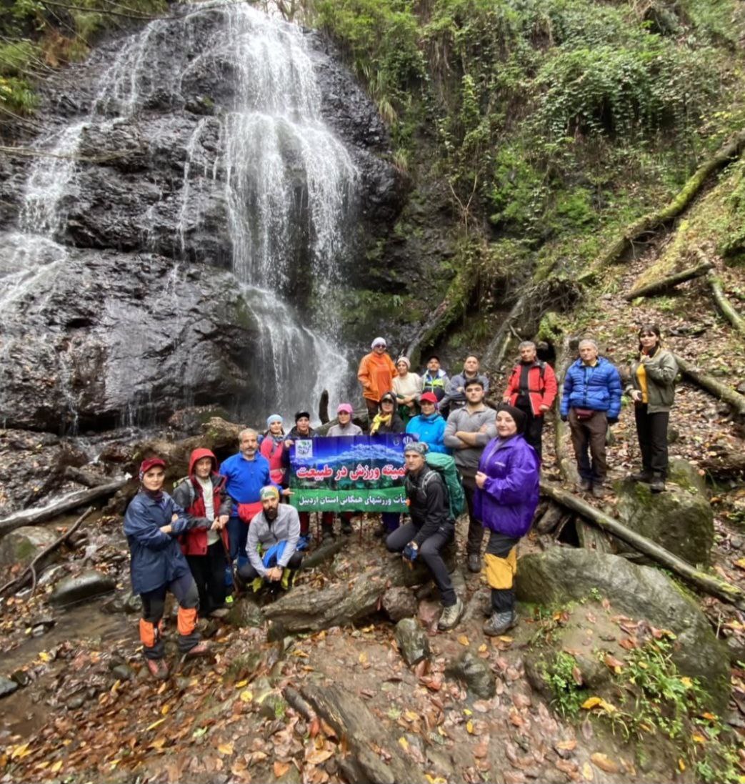 کمیته ورزش در طبیعت ویژه‌برنامه فرهنگی–ورزشی بانوان را در مسیرهای گردشگری استان برگزار کرد