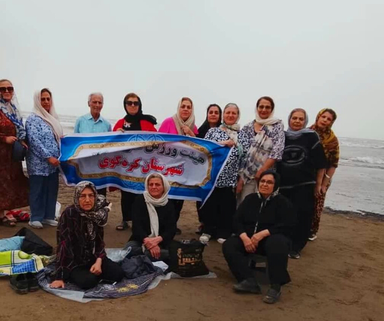 طبیعت گردی بانوان در شبه جزیره میانکاله