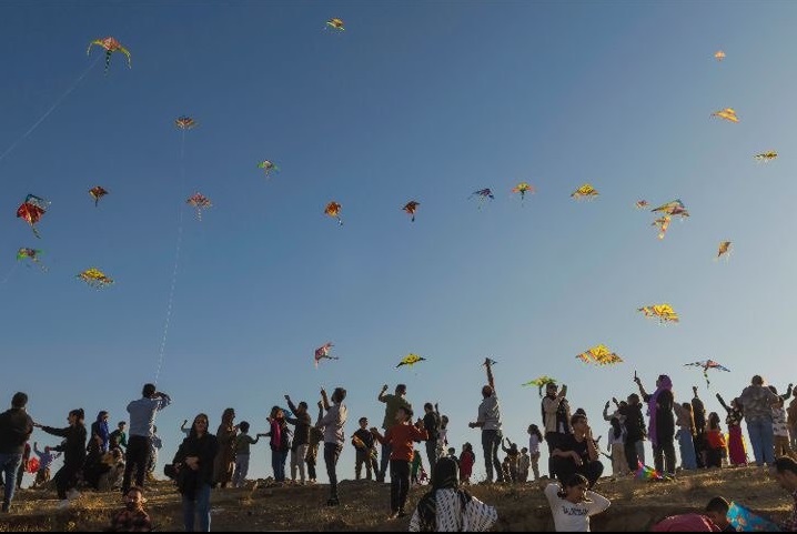 بیست و چهارمین سال جشنواره پرواز بادبادکها در بوکان برگزار شد