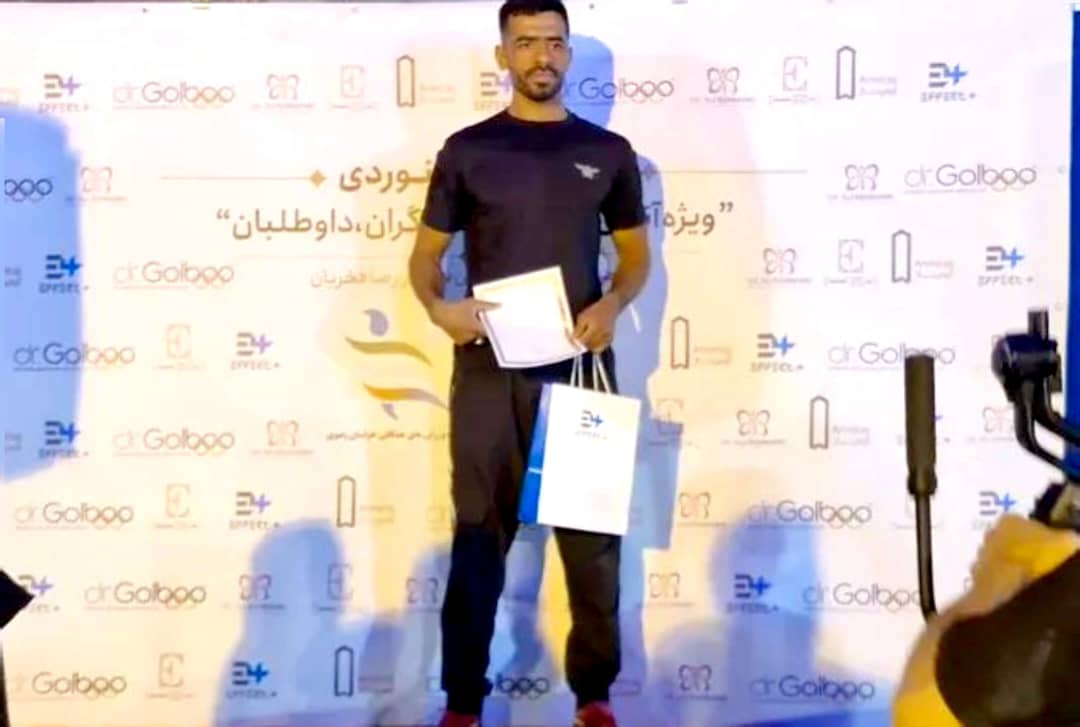 قهرمانی آتشنشان خوزستانی در مسابقات پلهنوردی خراسان رضوی