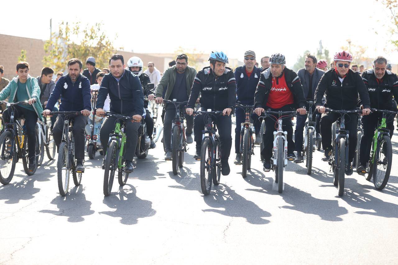 برگزاری همایش بزرگ دوچرخه‌سواری در بناب با حضور وزير ورزش و رییس فدراسیون ورزش‌های همگانی