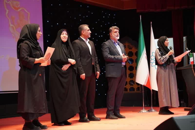 برگزاری بیست‌وپنجمین جشنواره روز ملی پرثوآ در فرهنگسرای اندیشه
